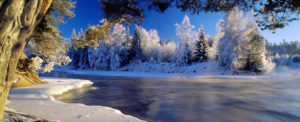 foto Mountain river winter season